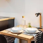 Le Patio - T2 Centre Historique * Ажен